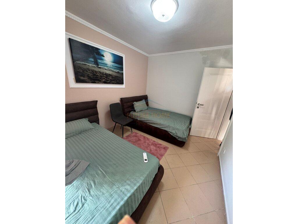Në shitje, Apartament 2+1, Lagjja 13, Durrës