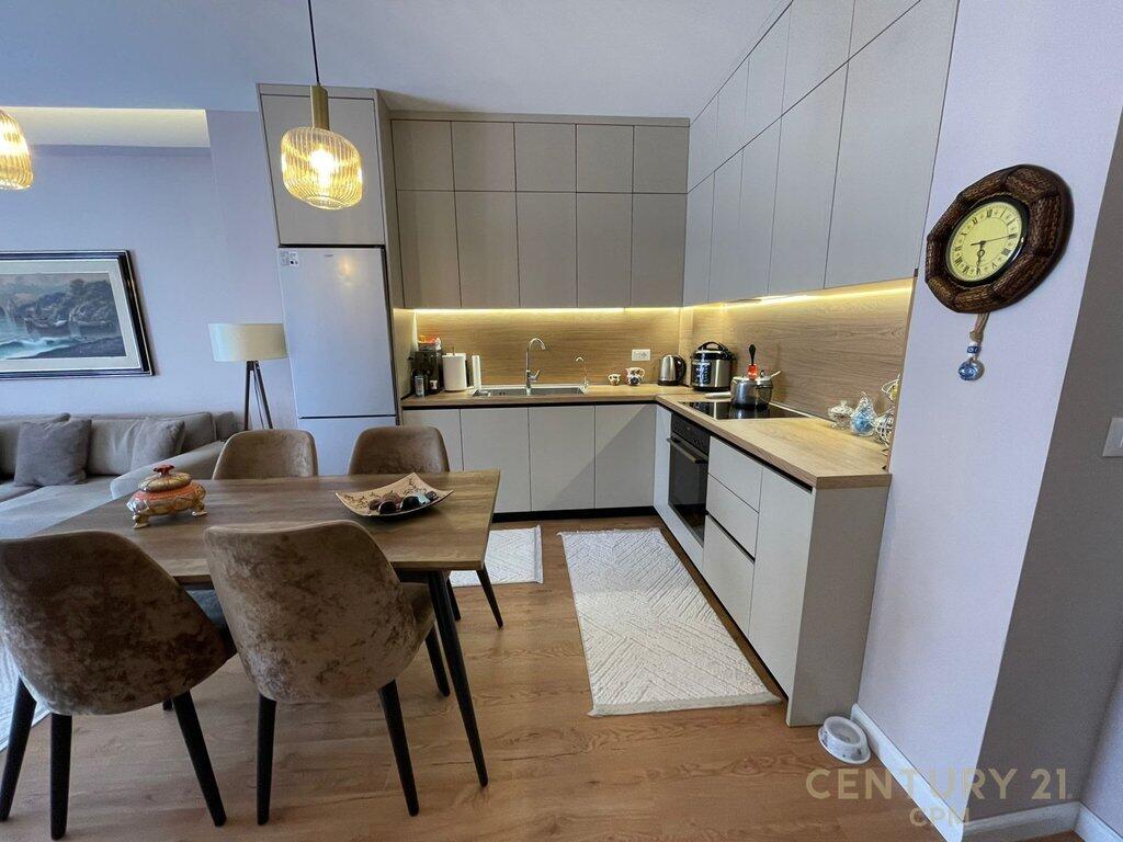 Apartament 2+1+2 Per Shitje! 170,000 €