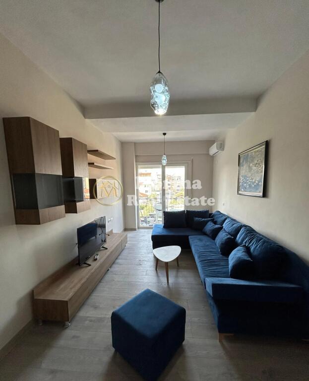 Qera, Apartament 1+1, ne Xhamllik, 600 Euro/Muaj