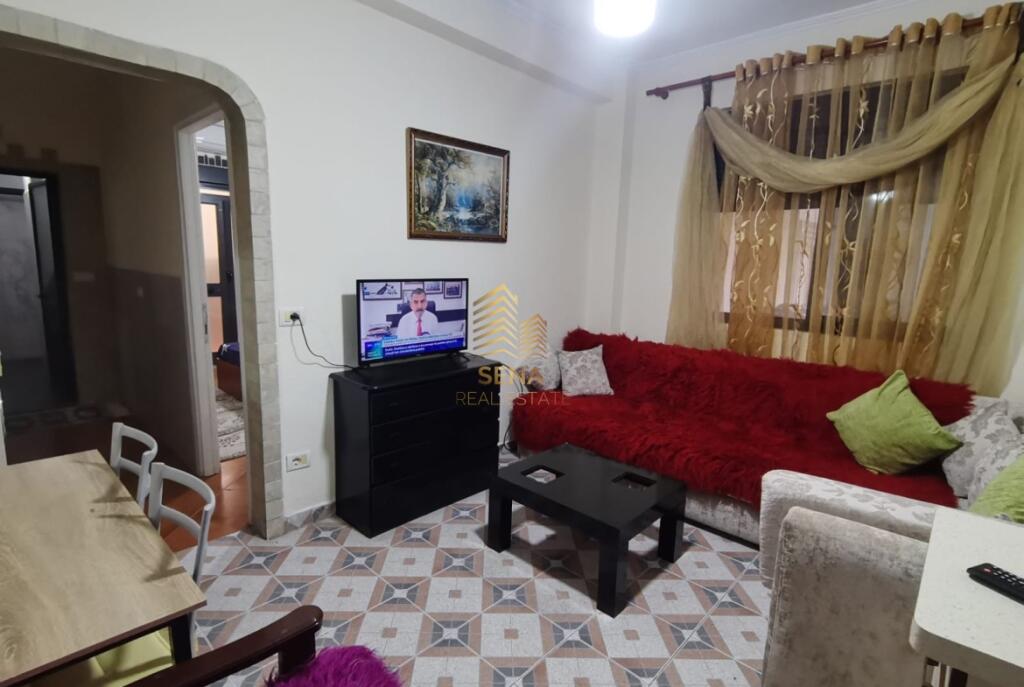 Qira, Apartament 1+1, Bulevardi i RI, 430 ALL/muaj