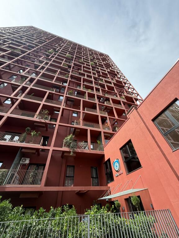 Si affittano 2 duplex per uffici presso Tirana Garden Building.