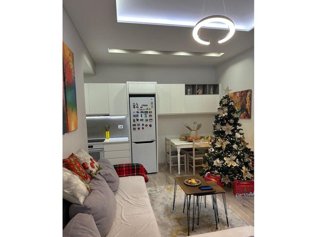 Jepet me qira apartament 2+1 prane Stadiumit Dinamo! 1,000 € /Muaj