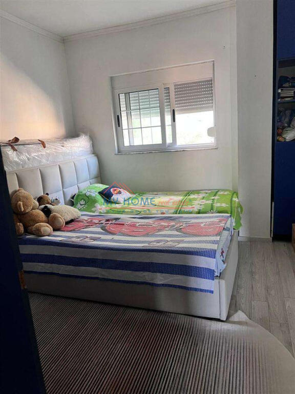 Appartamento 2+1 in affitto a Komuna e Parisit