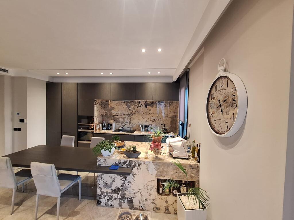✨ Luxury Apartment 3+1+2 with Parking for Sale in Tirana – Artistic High School Area ✨