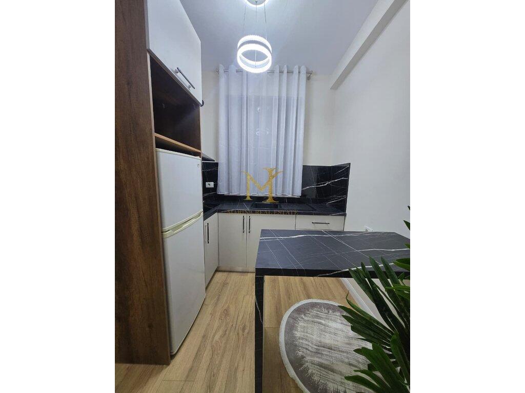 SHITET APARTAMENT 1+1+ VERANDE 60 M2 , SHKEMBI KAVAJES , MAJESTIC !!
