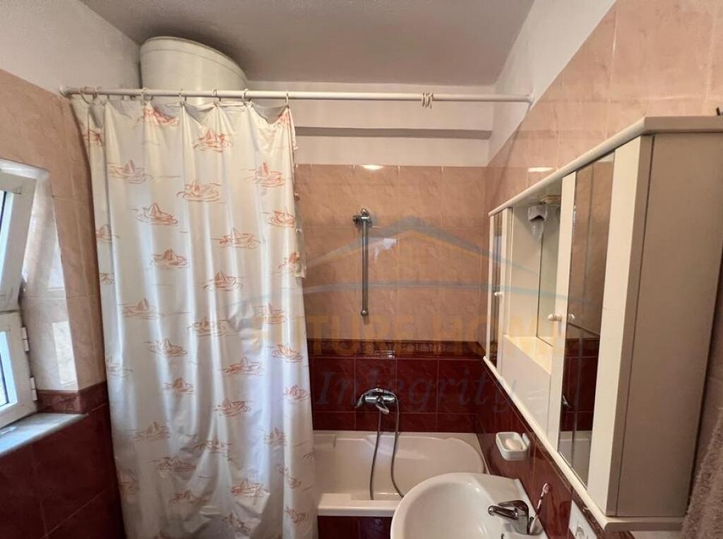 SHITET APARTAMENT 1+1 PAZARI I RI