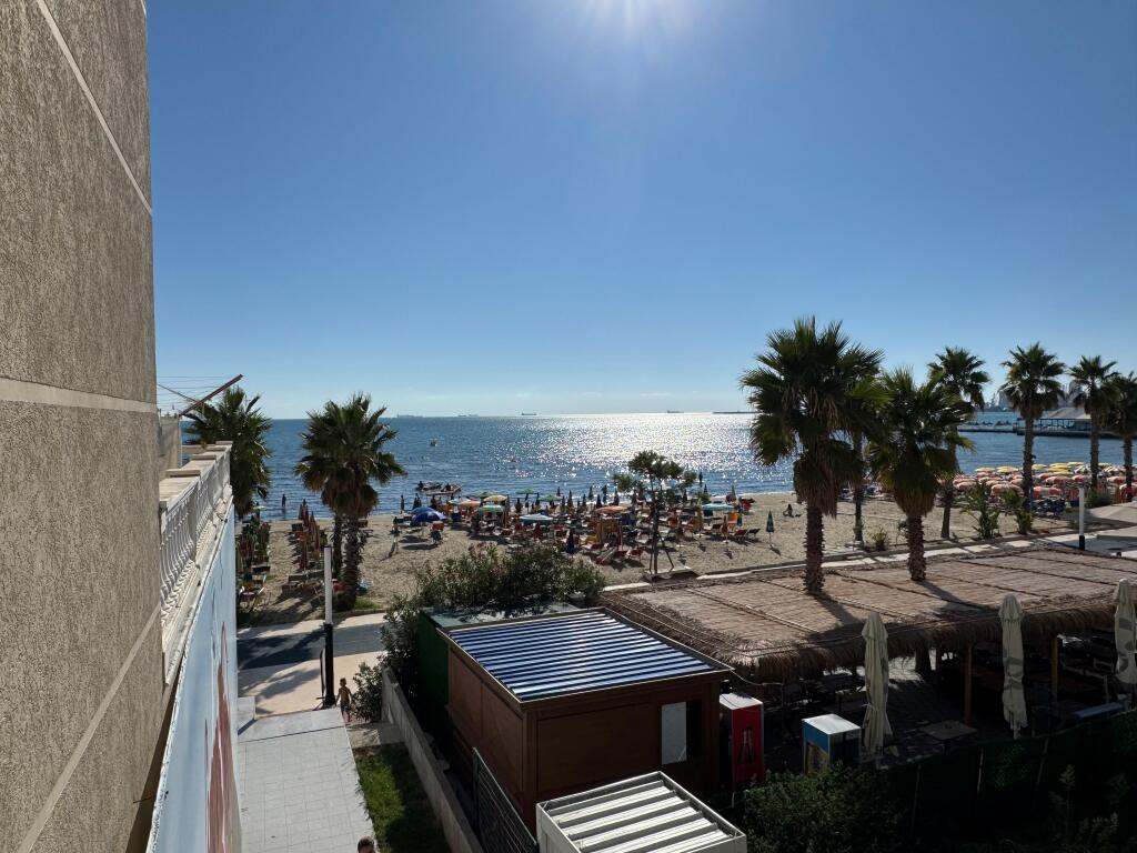 APARTAMENT 1+1 ME QERA PLAZH
