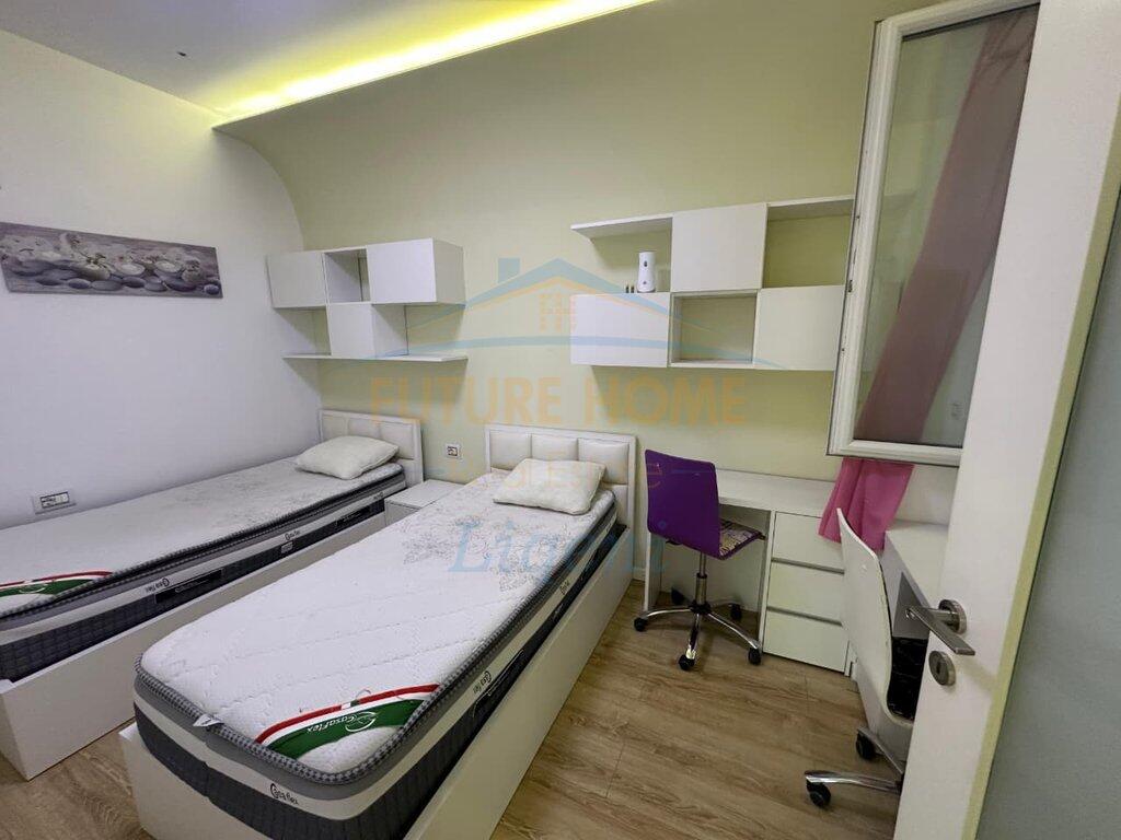 Affitto, Appartamento 2+1, Ali Demi, Tirana.