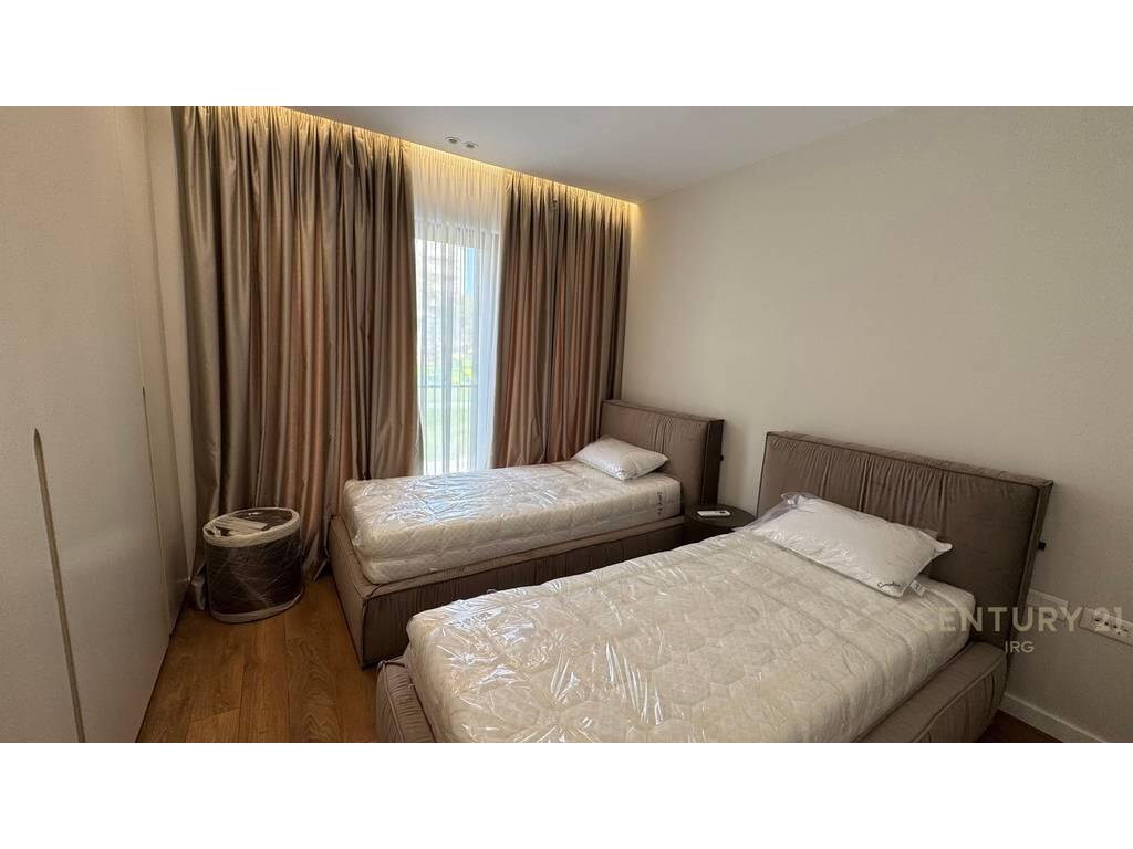 🏡 JEPET ME QIRA DUPLEKS LUKSOZ  – KODRA E DIELLIT!