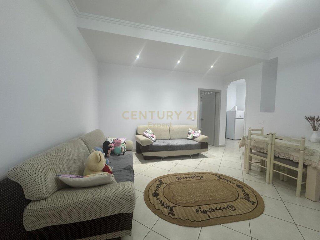 JAPIM ME QIRA APARTAMENT 2+1 TEK OSLO ASTIR!