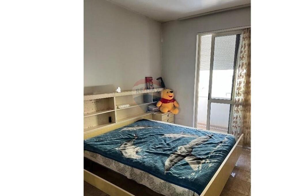 Jepet me Qira Apartament 3+1+2 ne Bllok !