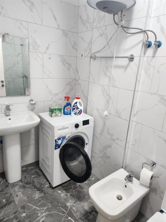 APARTMENT FOR RENT 2+1 DIBRA STREET 65,000 LEKE