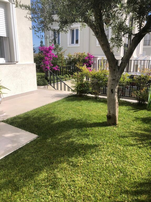 🏡 Jepet Vile 3 Kateshe me qira prane TEG-ut