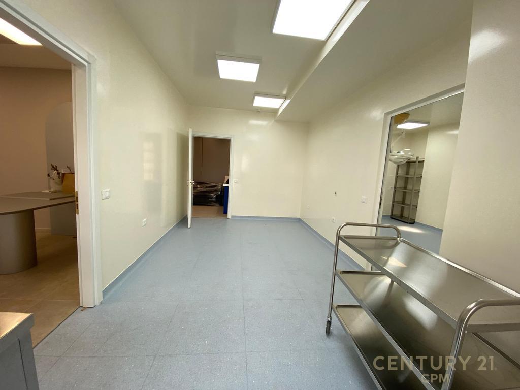 AT KIKA 2 WE RENT CLINIC SPACE