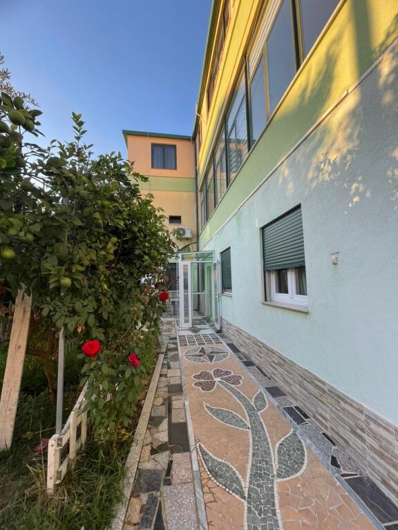Jepet apartament 1+1 me qira ne Spitalle