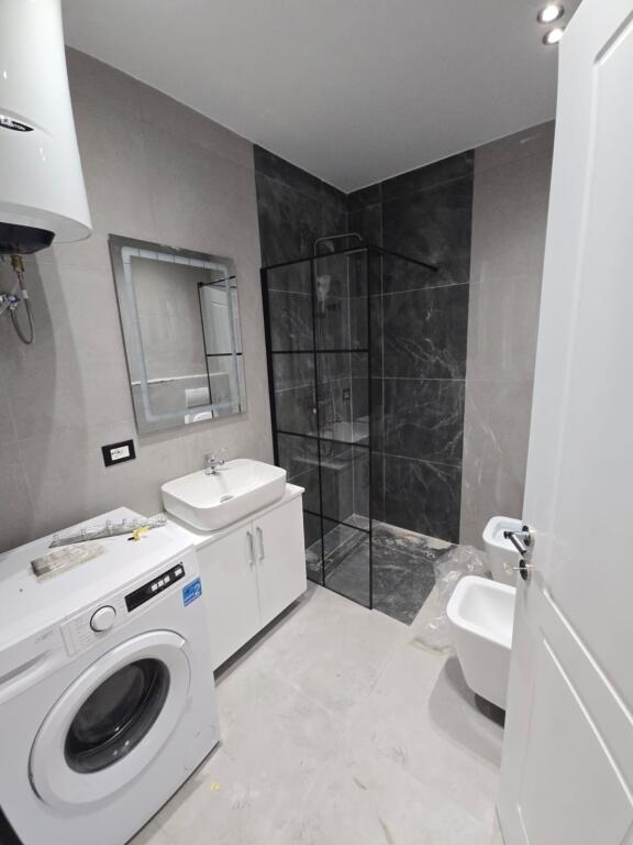 JEPET ME QERA SUPER APARTAMENT 1+1 NE KENET DURRES