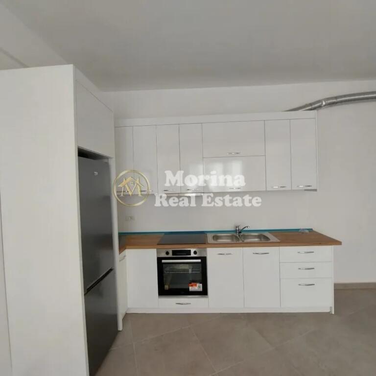 Qera, Apartament 2+1 , 5 Maj, 500 Euro/Muaj