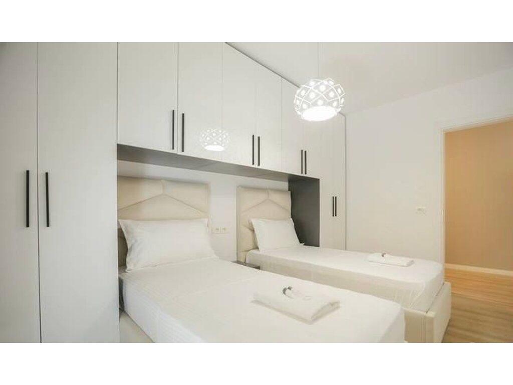 Jepet me Qira Apartament 2+1 te sheshi Wilson! 750 € /Muaj