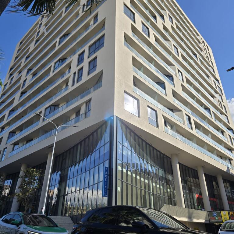 Apartament 2+1+2 me Post Parkimi për qira – Ideal për Zyra/ Biznese të ndryshme