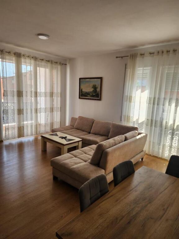 APARTMENT FOR RENT 2+1 DIBRA STREET 65,000 LEKE