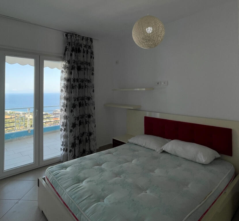 Appartamento 2+1+2+2 posti auto in vendita, con vista mare, Dhermi
