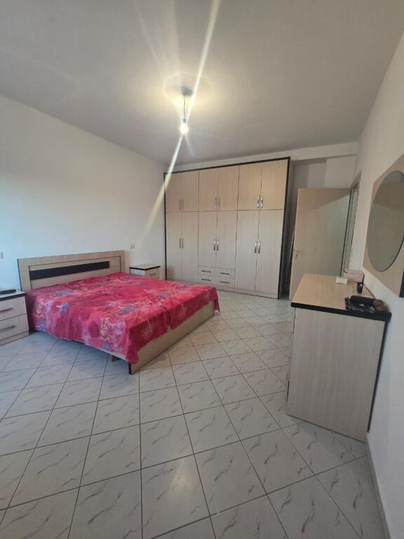 APARTAMENT 2+1 ME QERA SHKEMBI I KAVAJES