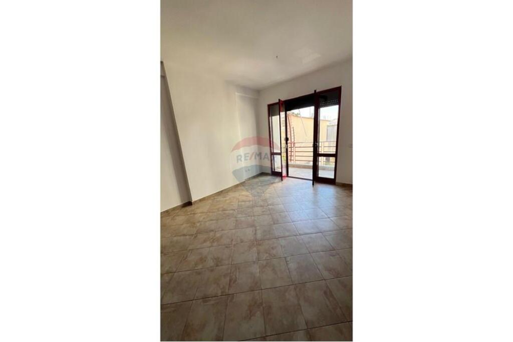 APARTAMENT 3+1 SHITJE PALLATET CABEJ