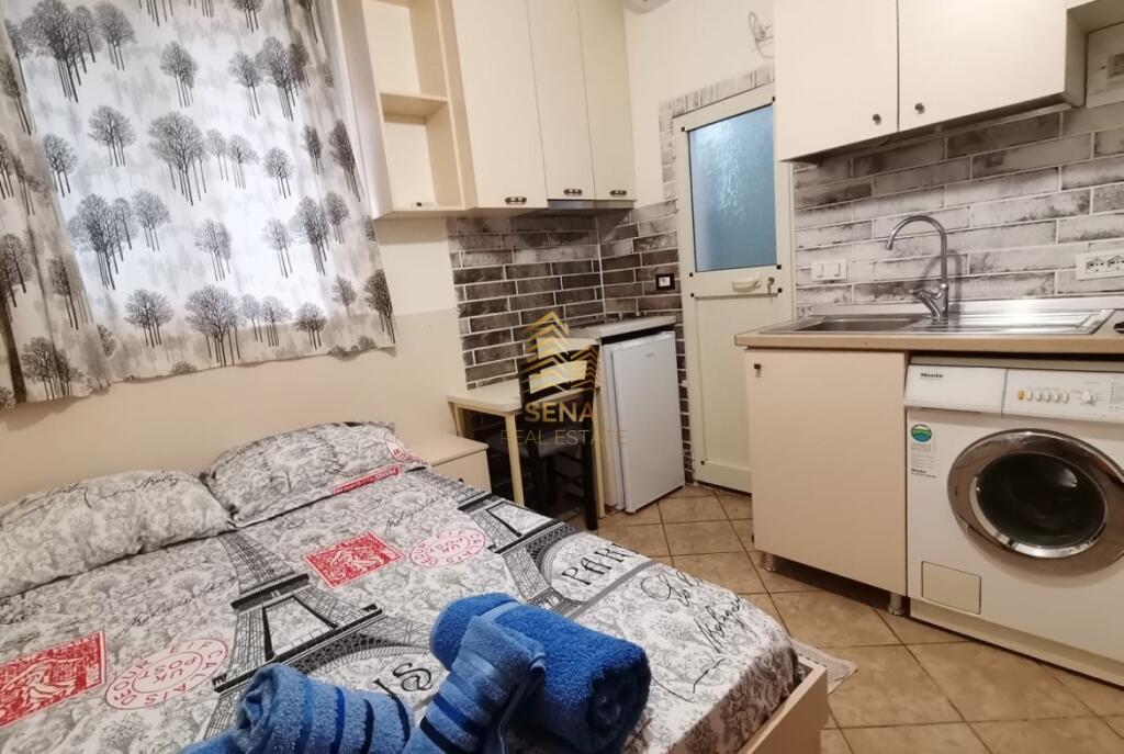 Affitto, Monolocale, 5 Maji, 350 Euro/mese
