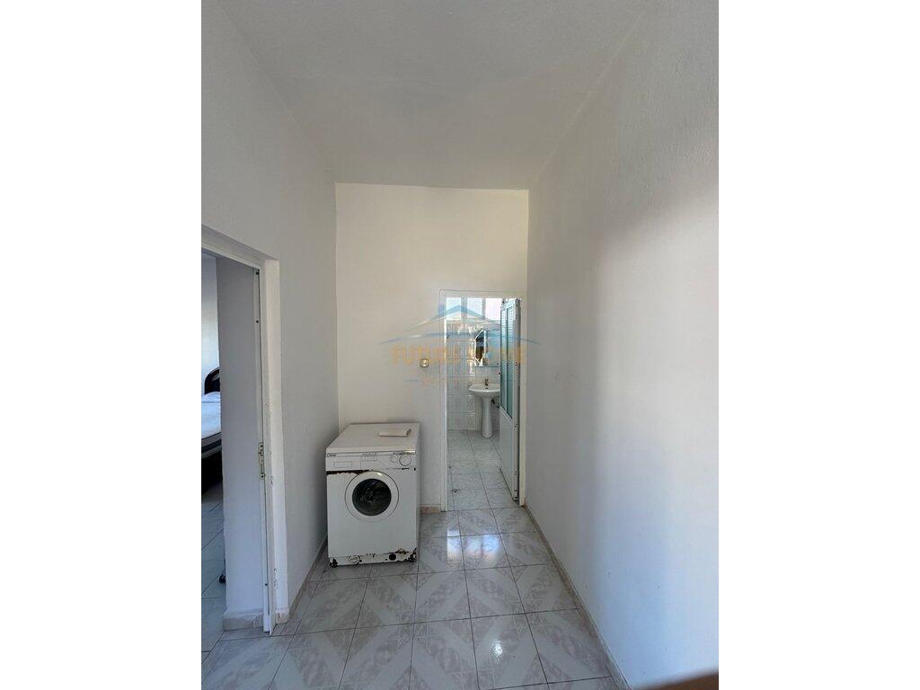 Qera, Apartament 2+1, Rruga Riza Cerova, Tiranë