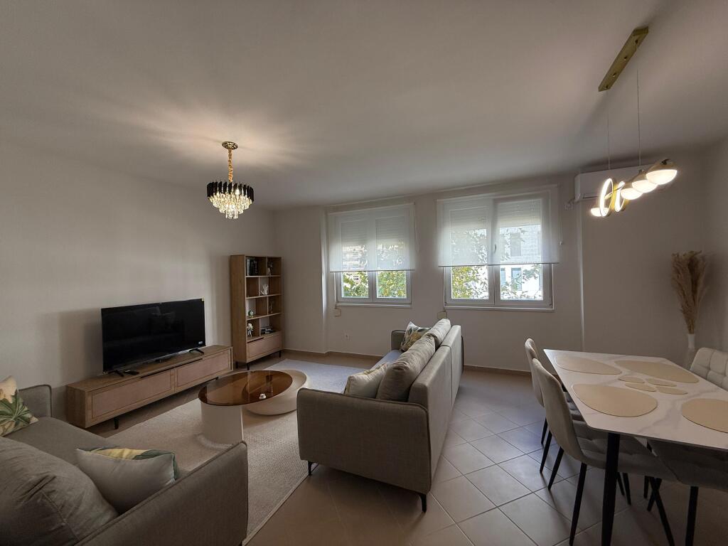📣 QERA SUPER Apartament 2+1+2 📍 Kompleksi Magnet, 21 Dhjetori ✨