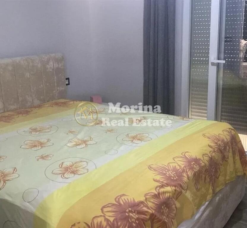 Qera, Hyrje Private 2+1, Porcelan , 800 Euro/Muaj.