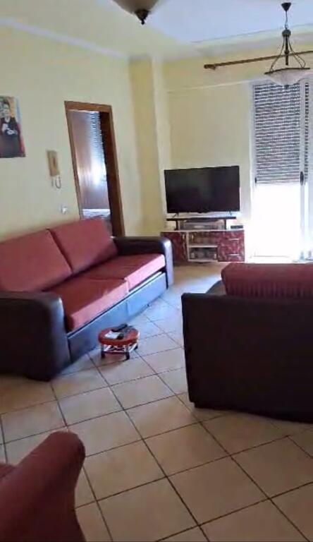 SHITET APARTAMENT 2+1 PRANE FABRIKES SE AKULLIT DURRES