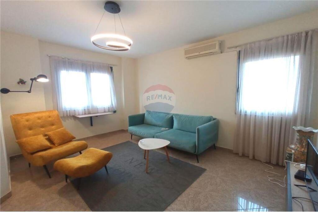 *Appartamento 1+1 - In Affitto - Piazza Skënderbej*