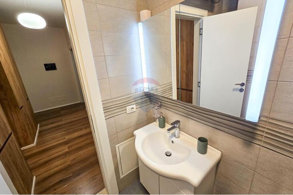 Apartament 2+1+2 me verande – Pazari i Ri