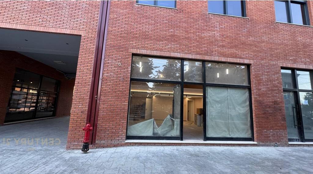 DYQAN PER QIRA TEK TIRANA GOLDEN PARK 3 !