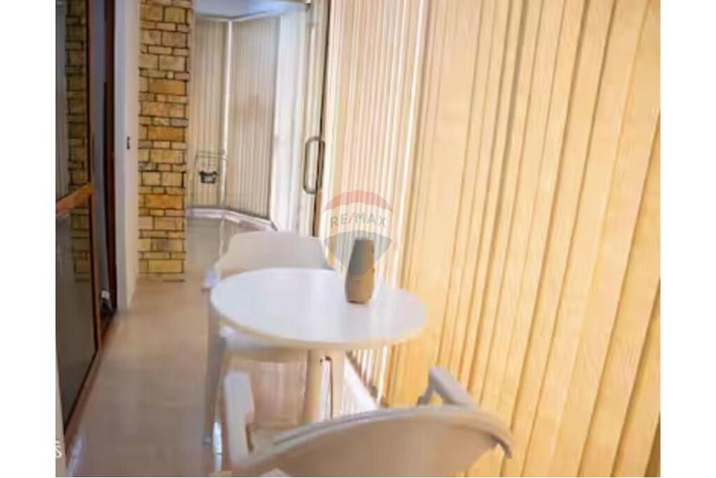 Jepet apartamnet 2+1 me qira, Vila Gold!