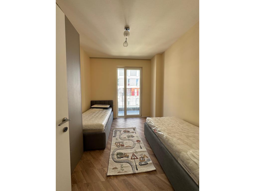 Apartament me Qira në Kompleksin "Univers City"