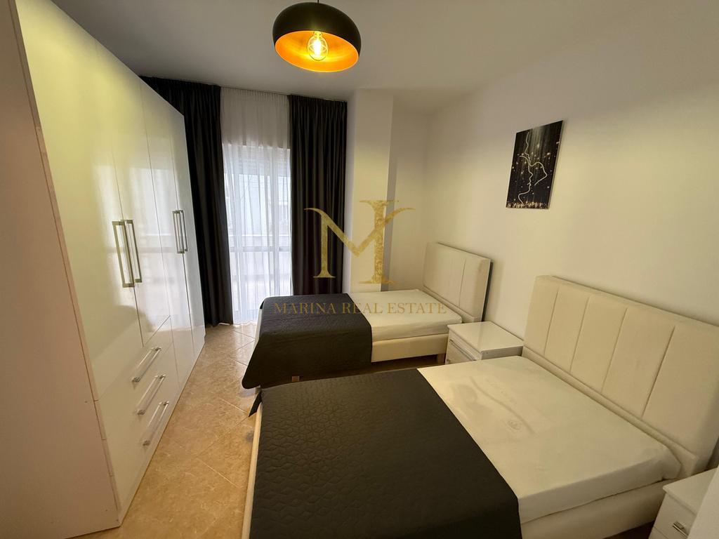 JEPET ME QERA SUPER APARTAMENT 2+1 , PLAZH HEKURUDHA DURRES