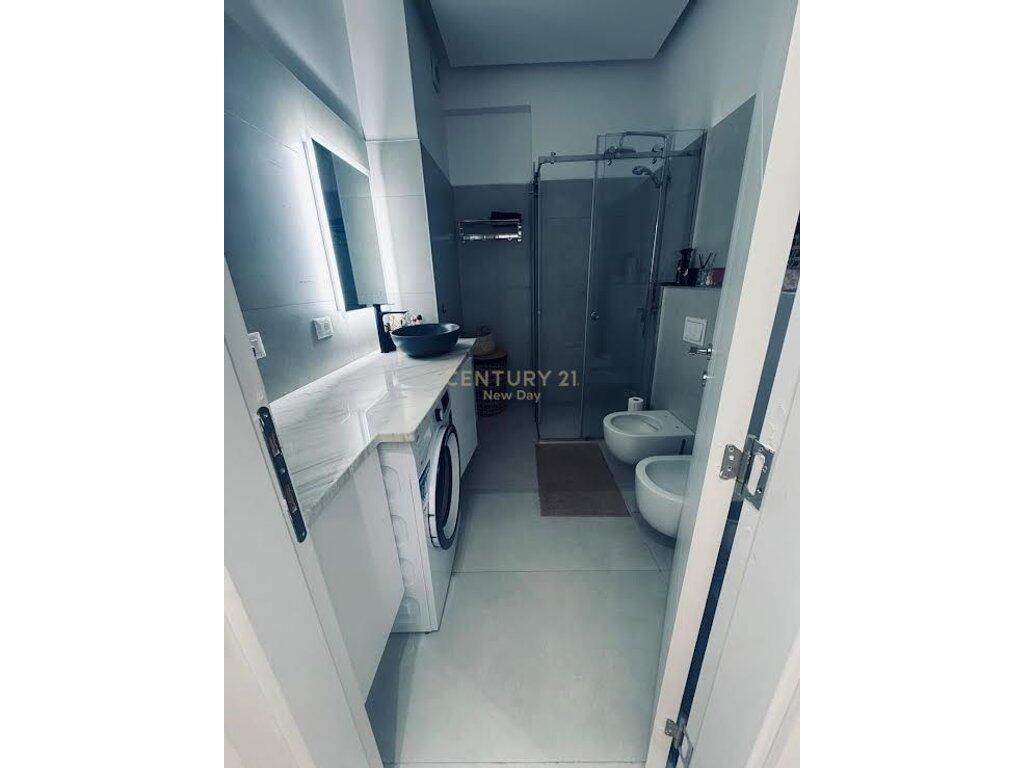 Opportunità. Appartamento 3+1+Posto auto presso il residence Kodra Diellit 2
