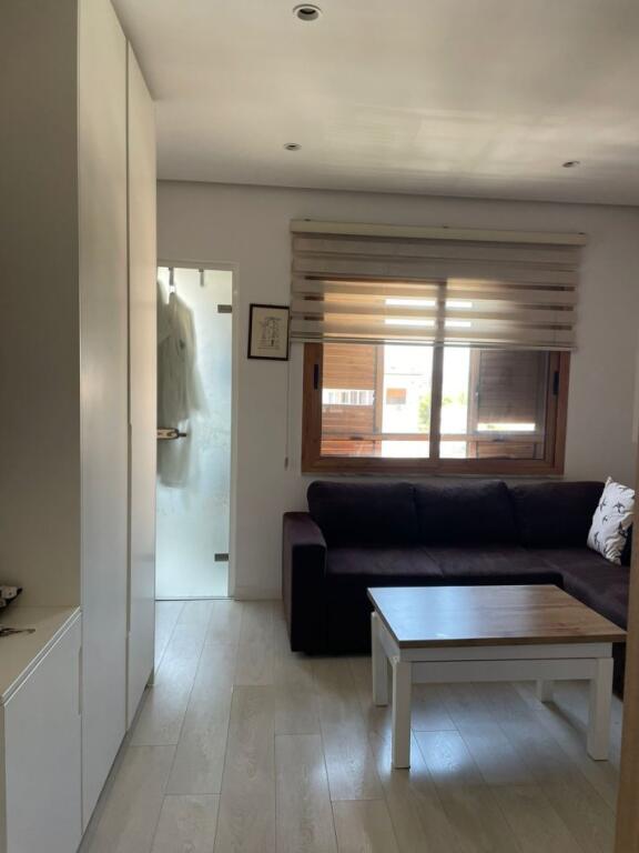 🏡 APARTMENT FOR RENT 1+1 – Paris Commune