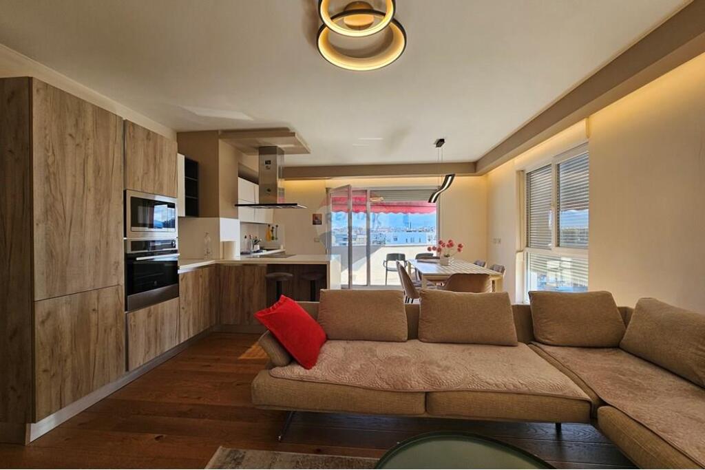 Apartment 3+1+2 for sale at the Kontakt Complex!