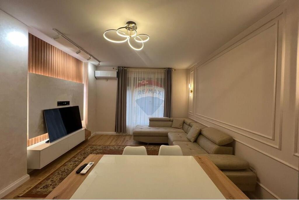 *Jepet Apartament -- Për Qira -- Kopshti Zoologji*