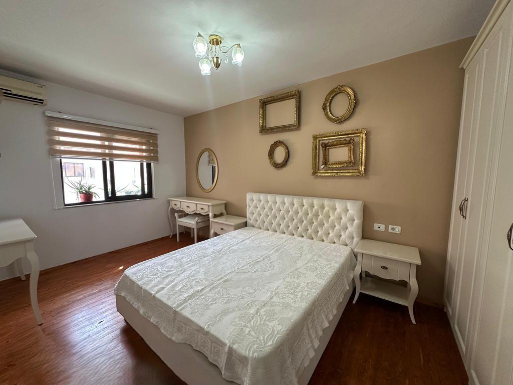 PRANE RRUGES SE KOSOVAREVE JAPIM ME QIRA APARTAMENT 2+1+2 ,700 € /Muaj