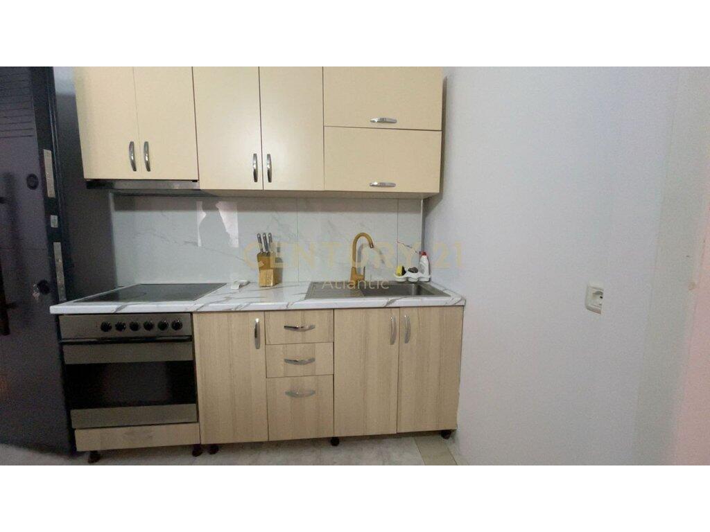JEPET APARTAMENT 1+1 ME QIRA NE PLAZH ILIRIA! 280 € /Muaj