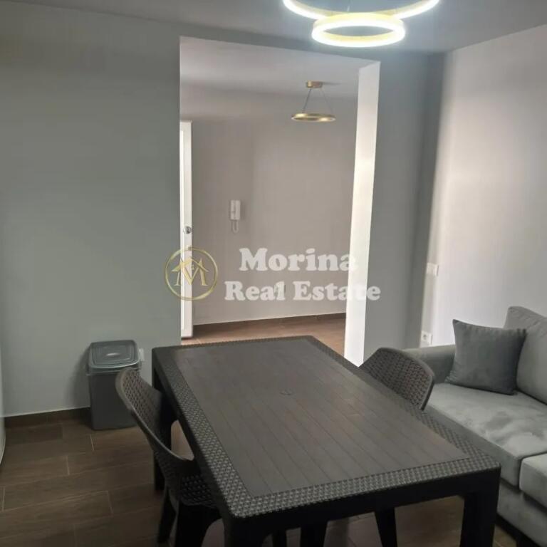 Affitto, Ingresso Villa 1+1, Lago di Farka, Via Binak Alia, 400 euro/mese.