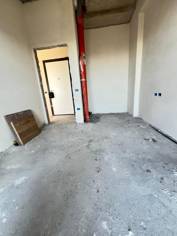 Apartament ne shitje 1+1 Spitali Amerikan 3