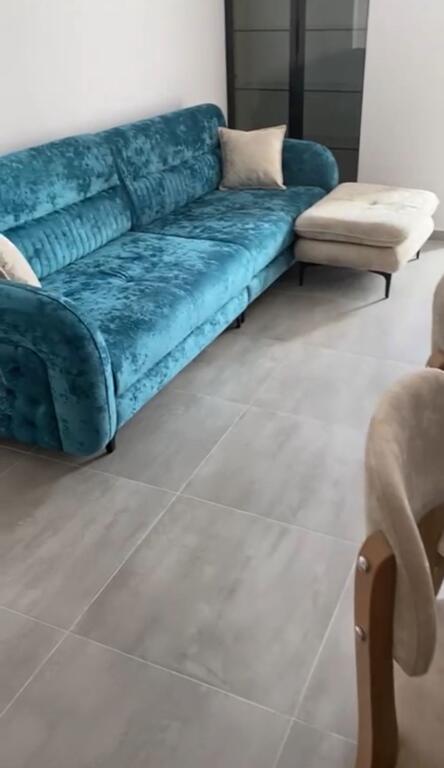 Apartament me Qira 1+1 – Rruga Mine Peza