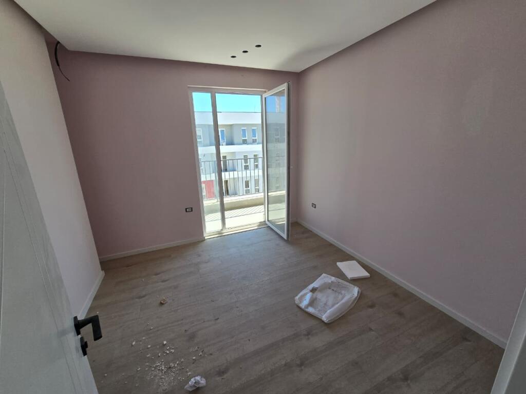Apartament 2+1 ne shitje Kompleksi Univers City Tirane