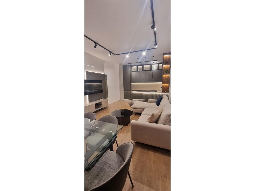 Apartament 2+1 Me Qira në Kinostudio, Tiranë - 850 € /Muaj