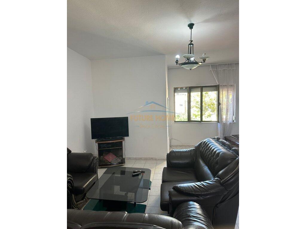 Qera, Apartament 2+1, Rruga Riza Cerova, Tiranë